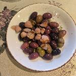 ΠΟΙΚΙΛΙΑ ΑΠΟ ΕΛΙΕΣ ΜΕ ΒΟΛΒΟΥΣ